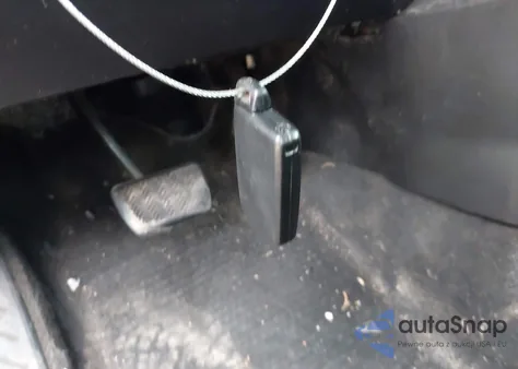 2017 Toyota Corolla Se Special Edition z USA, uszkodzony, nr VIN 5YFBURHE1HP632749